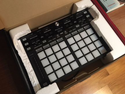 Dj контролер Pioneer DDJ-XP1