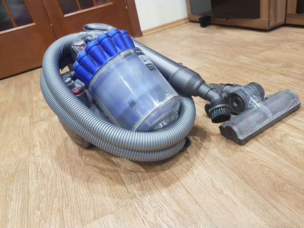 Пылесос Dyson DC32 Animal Pro