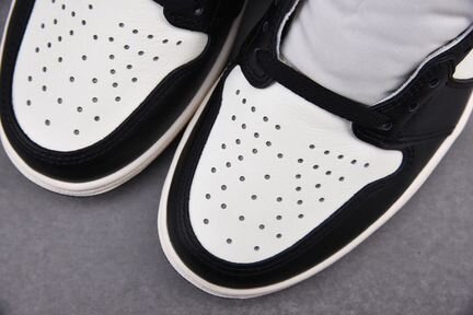 Air Jordan 1 High OG Dark Mocha 40-48