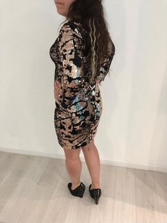 Платье с золотыми пайетками 42-44 размера