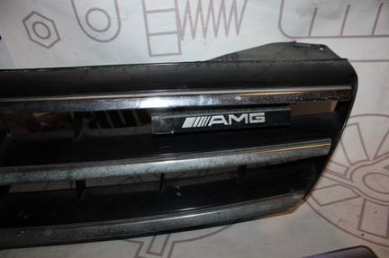 Решетка радиатора Mercedes-Benz CLS-Class C219 AMG