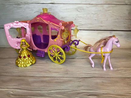 Карета с лошадкой и принцессой Дисней