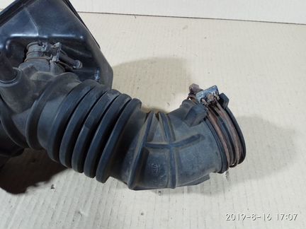 Патрубок воздушного фильтра Kia Sportage 3 SL