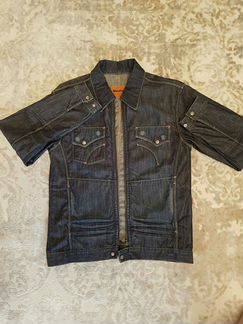 Джинсовая куртка