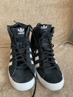 Кроссовки adidas