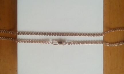 Серебрянная с позолотой цепочка новая