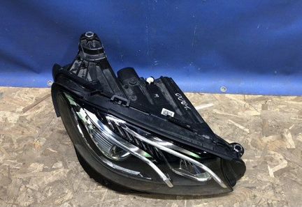 Фара правая Е 213 Mercedes w213