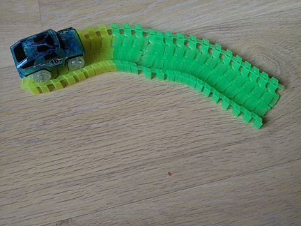 Трасса с машинкой