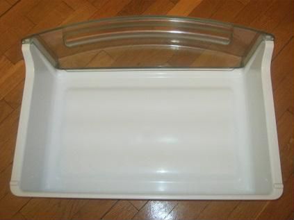 2) Ящик морозильной камеры (средний) код 2144688