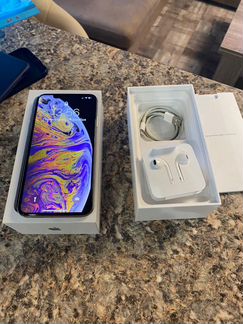 Телефон iPhone