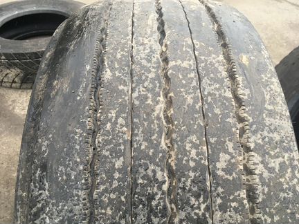 Грузовые шины на перед 295/60 22/5 Мишлен