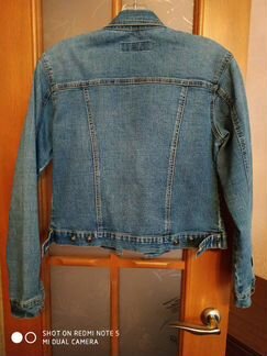 Куртка джинсовая