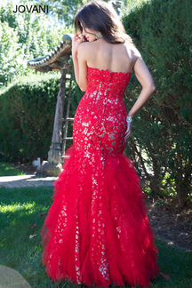 Платье Джовани новое 40-42 размер