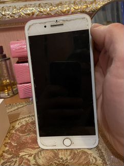 Телефон iPhone