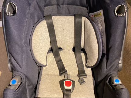 Детское автомобильное кресло бу