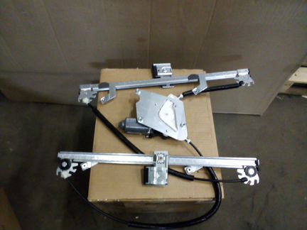 Стеклоподъемник передний Mercedes G-Class W463