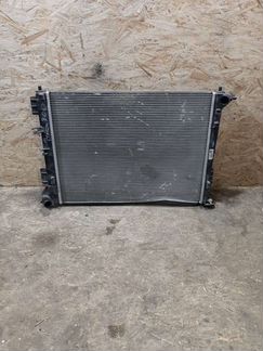 Радиатор охлаждения Kia Sportage 4