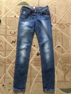 Джинсы Hugo Boss