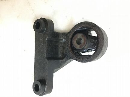 Опора дифференциала левая Мазда сх7 Mazda CX7