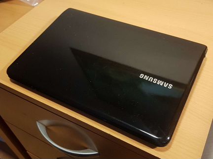 Нетбук Samsung NC110