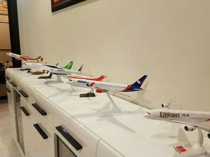 Коллекция масштабных самолетов