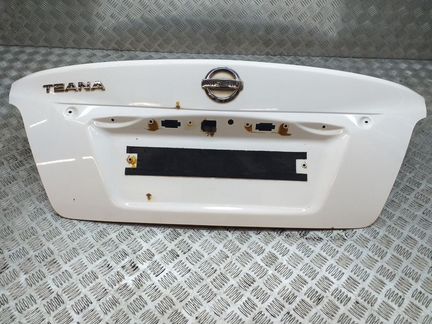 Крышка багажника Nissan Teana III L33
