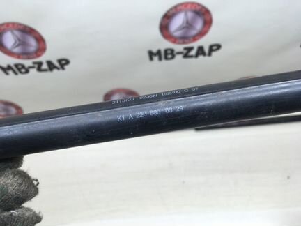 Амортизатор капота в сборе Mercedes W220