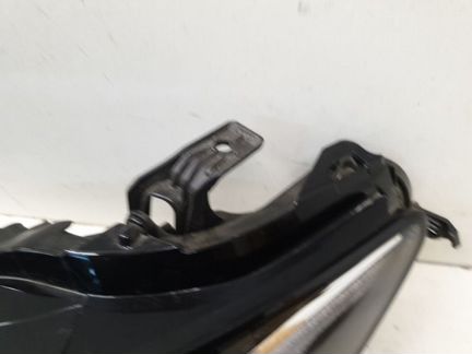 Фара передняя левая Toyota Camry V70 2018