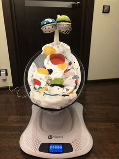 Электронное кресло-качалка 4Moms Mamaroo 4.0