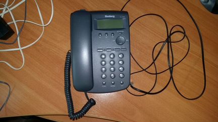 Продам стационарный телефон elenberg TL-1045